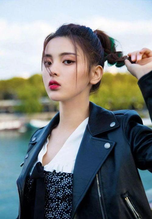 我用吃瓜系捧红半个娱乐圈小说,捧红娱乐圈半壁江山  第3张